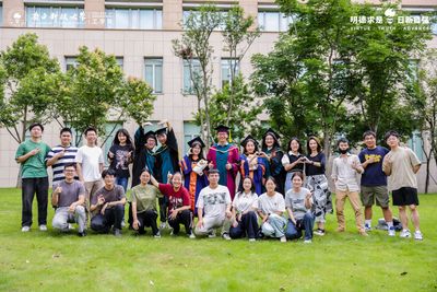 2025年7月1日毕业合照